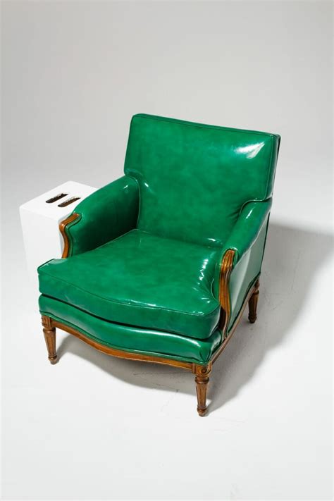 What kind of location is this? CH435 Kelly Chair Prop Rental | ACME Brooklyn