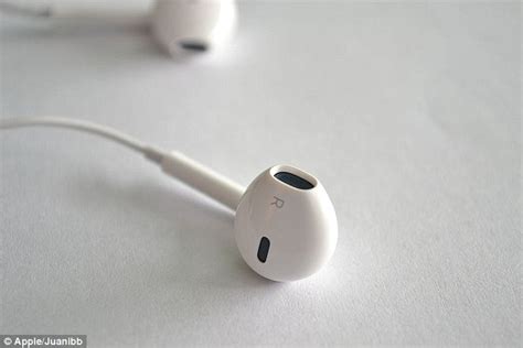 Apples Earpods Can Transform From Earbuds Into An Iphone Remote In 14