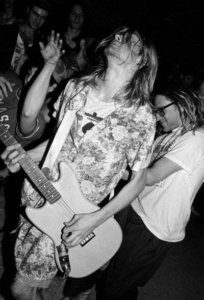 Sometimes, it's hard to remember just how young the musician was when he first started out. Kurt Cobain wearing a dress. | Nirvana Kurt Cobain Seattle boys grunge | Nirvana kurt cobain ...
