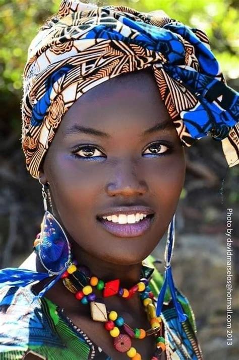 Pin By Carmo Gomes On Beldades Beautiful Black Women African Beauty
