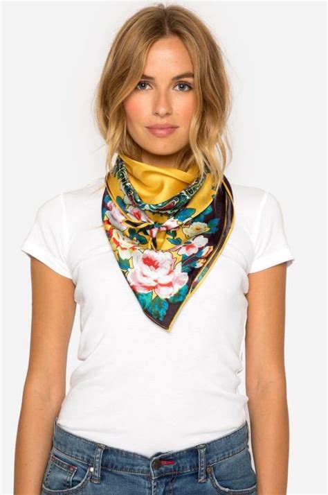 Find Out How To Tie A Neck Tie Scarf 14 Silk Scarf Outfit Scarf Outfit Summer Spring Scarf
