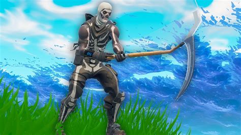 13 Minutes And 45 Seconds Of The Scythe In Fortnite Youtube