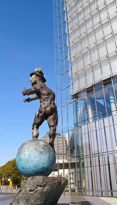 Images Gratuites Gratte Ciel Monument Statue Point De Repère Bleu