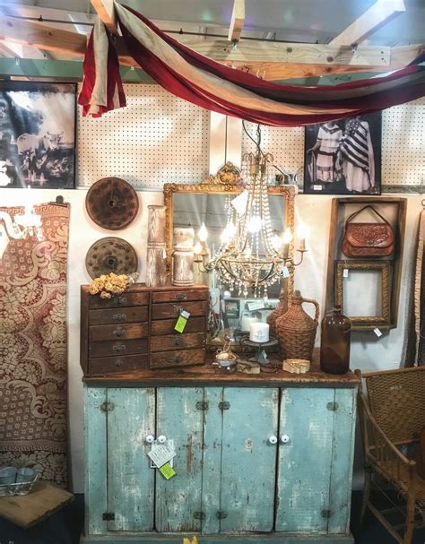 Antique Mall Booth Styling Tips Antique Mall Booth Antique Booth