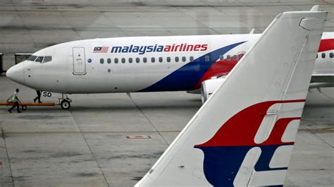 An invoice contains all the information you'll require later on when you're doing your own accounting. Malaysia Airlines flight makes emergency landing in Australia