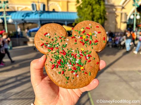 6 Disney Cookie Recipes To Recreate This Holiday Season Disney By Mark