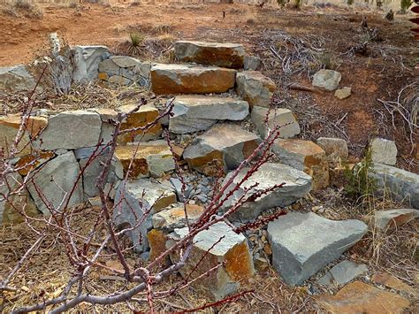 Alt Build Blog Tips On Building Dry Stack Stone Walls 7 More On Steps