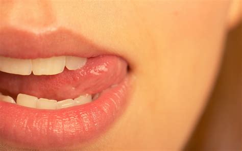 Fond d écran visage femmes fermer lèvres Les langues bouche nez