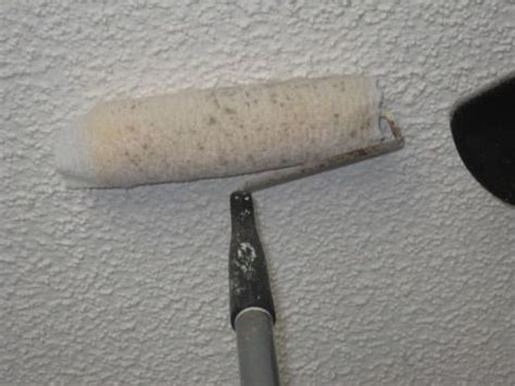 Learn how to successfully clean a popcorn ceiling to keep it looking its best. Cleaning my popcorn ceilings | Cleaning ceilings, Cleaning ...