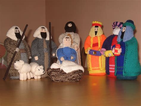 Jean Greenhowe Hand Knitted Christmas Nativity Set Seasonal Decorations