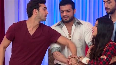 Yeh Hai Mohabbatein 3rd October 2016 Aliya Confess Her Love For Adi