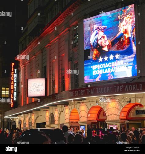 London West End Theatre Hi Res Stock Photography And Images Alamy