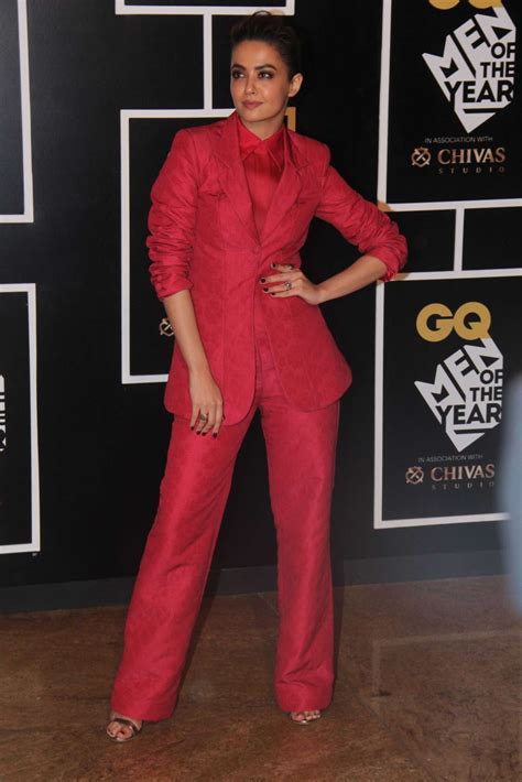 Surveen Chawla Gq India’s Men Of The Year Awards 2016 In Mumbai Indian Girls Villa Celebs