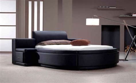 18 Beautiful And Versatile Circular Beds