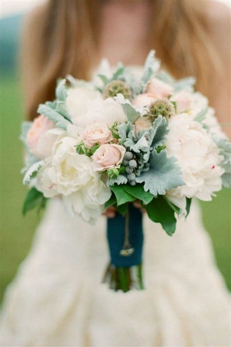 Bouquetflower 25 Stunning Wedding Bouquets Part 10 2262952 Weddbook