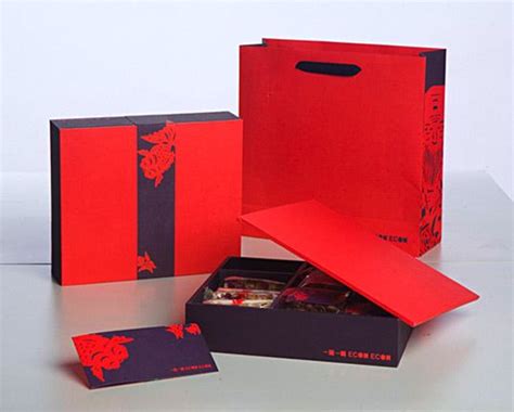 From new year greeting cards to corporate new year gifts for employees, our collection of gifts for new year's 2021 feature gifts for every requirement. Custom Product Ecoh Chinese New Year Gift Set Packaging ...