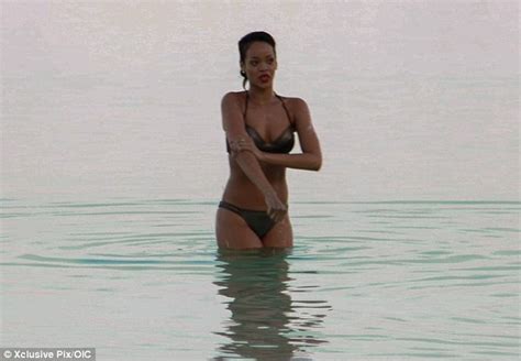 Rihanna Is Feeling Alive With Dip In Dead Sea Before Tel Aviv Concert