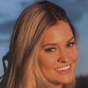 Tayler holder simping over charly jordan new tiktok. Tatum Beck - Biografía, Datos, Familia | Famous Birthdays