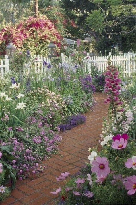 Beautiful Garden Path And Walkways Design Ideas For Your Garden 27