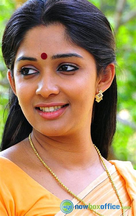 Redwine Malayalam Nyla Usha Hot Malayalam Actress Sexy South Indian