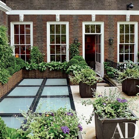 Maximize Your Small Townhouse Yard With These Creative Ideas • Gagohome