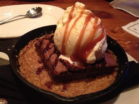 And if you're going to indulge, you. New brownie dessert with cookie crumble crust. | Yelp