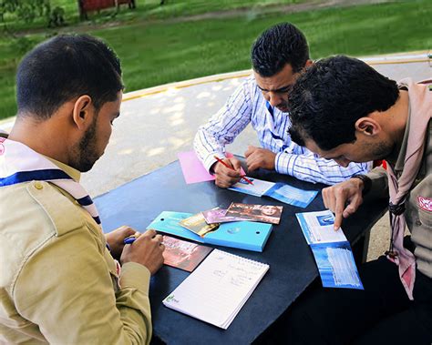 Ang pamahalaan ay isang organisasyon na may kakayanan na gumawa at magpatupad ng batas sa isang. Nalaman ng mga Pinuno ng Tunisian Boy Scouts Ang Katotohanan
