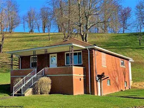 52 Pricketts Fort Rd Fairmont Wv 26554