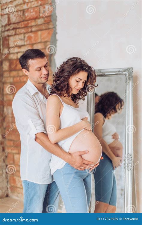 Beautiful Pregnant Woman And Her Husband Stock Image Image Of Expression Bedroom 117373939
