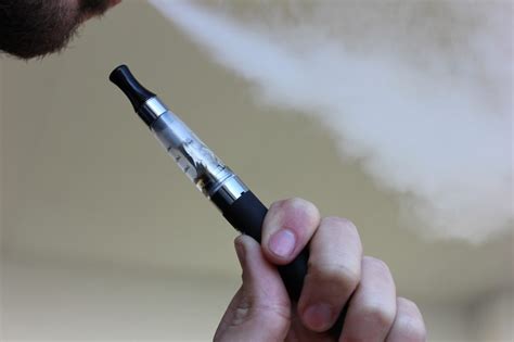4 Reasons Why Vaping Is So Much Better Than Smoking Cannabis Think Research Expose Think