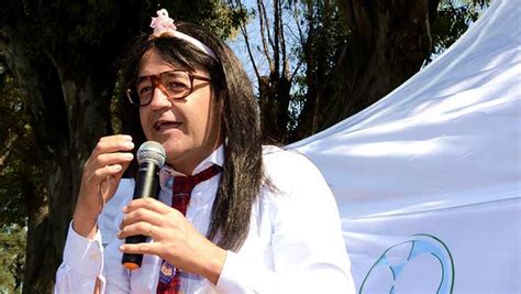 Su ex socio en uruguay, gaspar valverde, lo lleva a la justicia. Contratar a Waldo