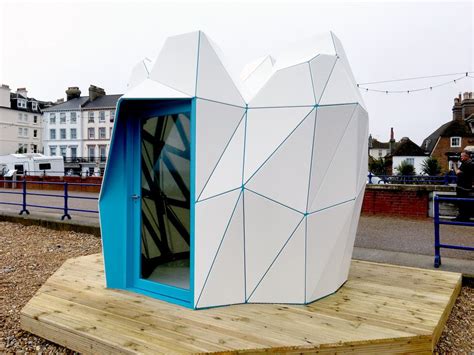 Our article on the eastbourne beach and seafront will be online next month. Double Award Eastbourne Beach Hut becomes Prom King ...