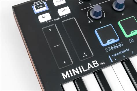 Arturia Minilab Mkii Black Edition Minilab Mkii Inverted Edition