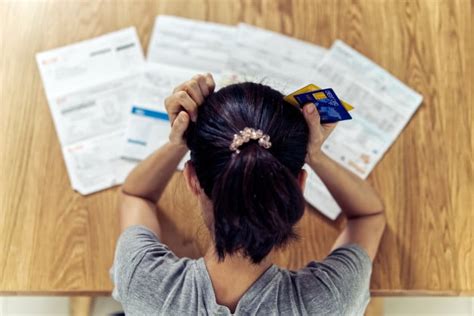 Credit card consolidation programs help to reduce rates and payment and offer quick help and relief from excess credit card debt. Best Way to Consolidate Credit Card Debt - Your Own Funding