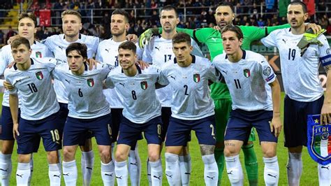 ฟุตบอลชิงแชมป์แห่งชาติยุโรป หรือ ฟุตบอลยูโร 2020 รอบ 16 ทีมสุดท้าย ทีมชาติอิตาลี พบกับ ทีมชาติออสเตรีย ที่สนาม เวมบลี่ย์ กรุงลอนดอน ประเทศอังกฤษ. ฟุตบอลทีมชาติอิตาลี ย้อนชมผลงาน ในศึกฟุตบอลยูโร รับศึก ยูโร 2020