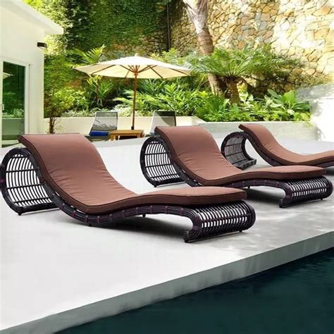 Modern Design Rattan Sun Lounger Chaise Furniture Swimming Pool Outdoor