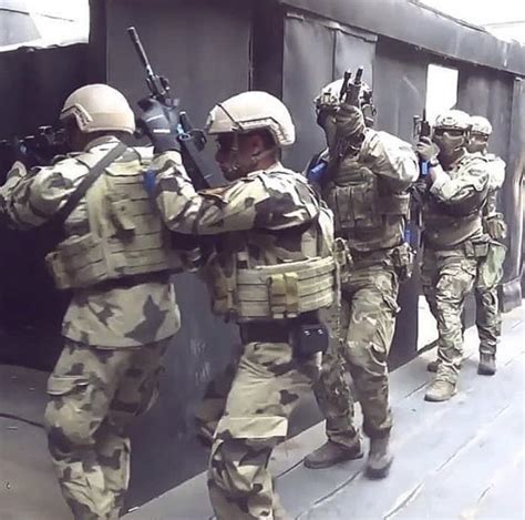United Kingdom Special Forces Uksf Special Forces Support Group Sfsg