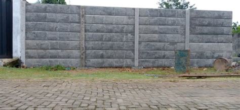 Sebagai contoh, pagar besi minimalis biasa ditemukan pada hunian modern. Harga Pagar Panel Beton Garut, 0812 8899 3338 Pabrikasi