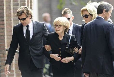 Johannes hendrikus hubert de mol jr. Liefdevol afscheid van John de Mol sr. | Sterren | AD.nl