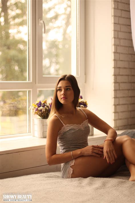 Beautiful Teen Bella Pulls Down Her Underwear After Unveiling Her Small