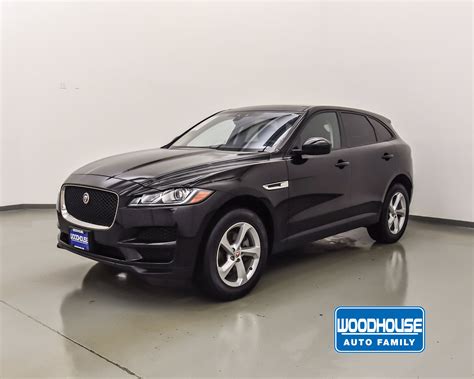 Pre-owned 2018 jaguar f-pace 30t premium