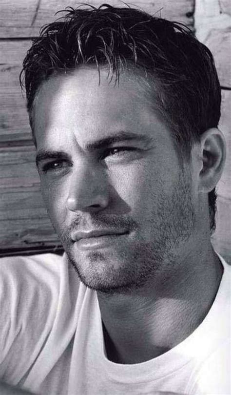 Paul's natural waves lend texture to short men's hairstyle. How To Style Paul Walker Haircut  Step By Step  - Men's ...