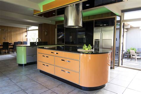 Refresh have the experience to ensure your kitchen makeover. Kitchen Cabinets Hawera, New Plymouth & Whanganui