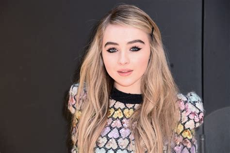 Fans are convinced that sabrina carpenter is dating joshua bassett after olivia rodrigo dropped her new song drivers licence. Quiz: Which Sabrina Carpenter Music Video Are You Based on ...