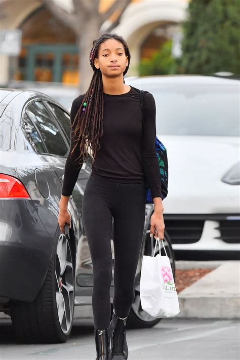 Tyler cole joined willow smith, jada pinkett smith and adrienne banfield norris for a recent episode of red table talk. WILLOW SMITH Out and About in Calabasas 03/16/2018 - HawtCelebs