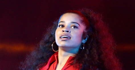 Who Is Ella Mai The Bood Up Singer Is A Songwriter On The Rise