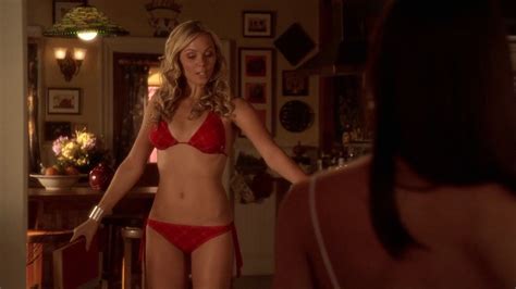 Smallville High Quality Screencaps Laura Vandervoort Girl Celebrities Bikinis