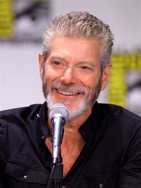 Stephen Lang Celebrities Male Men With Grey Hair