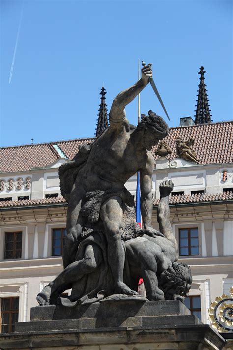 From wikimedia commons, the free media repository. Praagse Burcht in Praag - Tsjechië - reizen & reistips