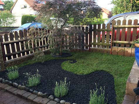 Grass Swirl With Black Lava Rock Japanese Maple And White Lavender